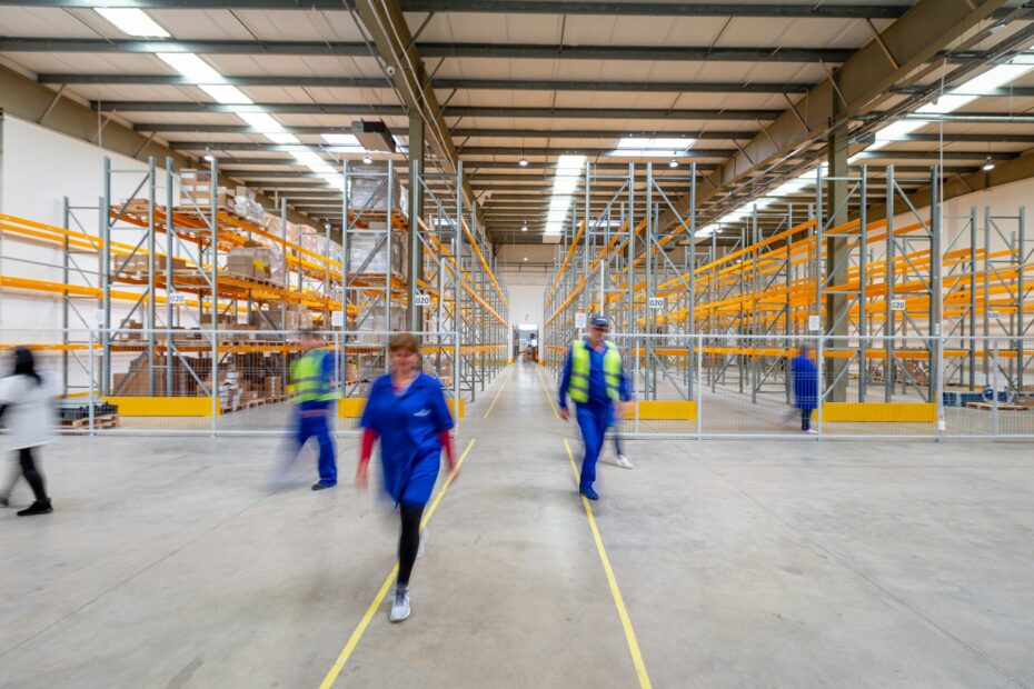 warehouse space for lease